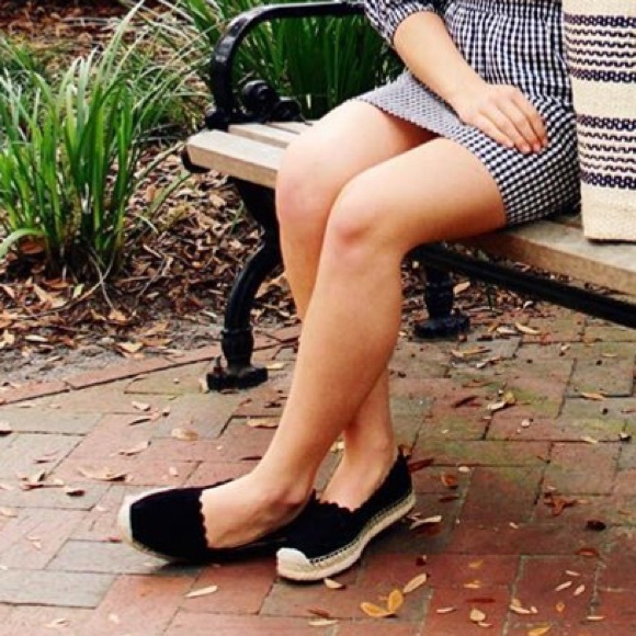 Black Scalloped Espadrilles - Picture 5 of 5